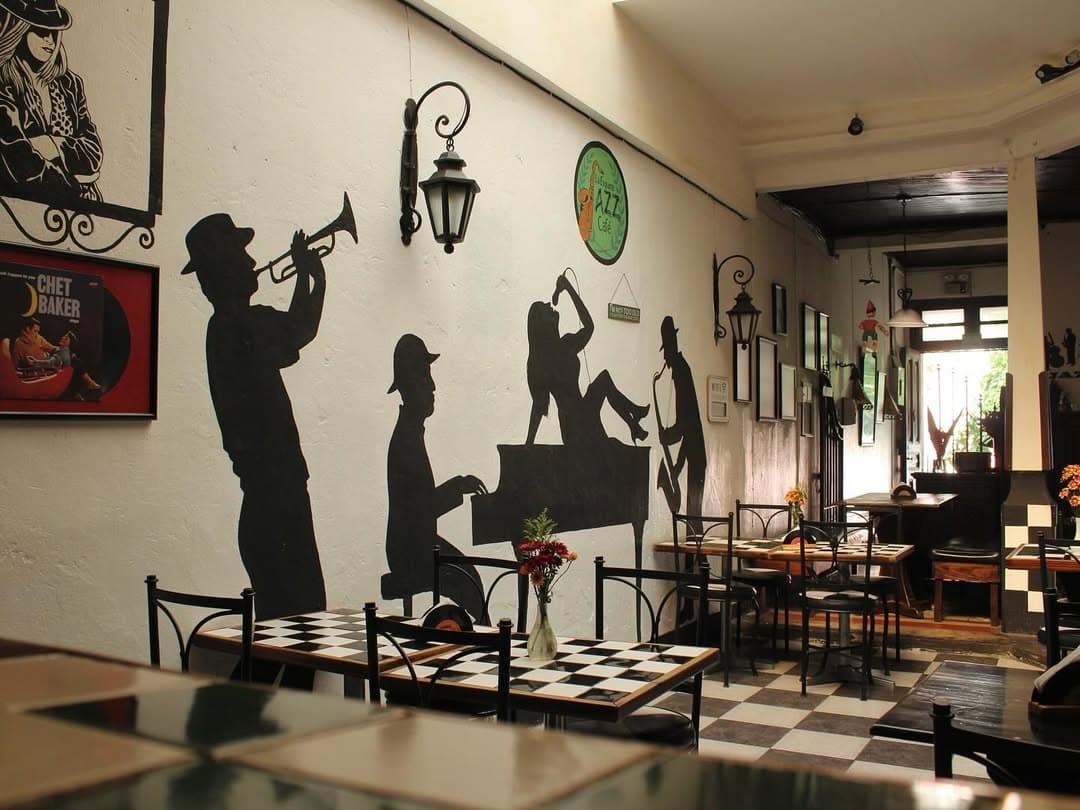 El salón de La Esquina Jazz Café